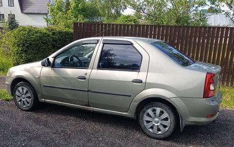 Renault Logan I, 2011 год, 200 000 рублей, 2 фотография