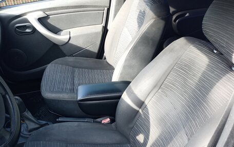 Renault Logan I, 2011 год, 200 000 рублей, 6 фотография