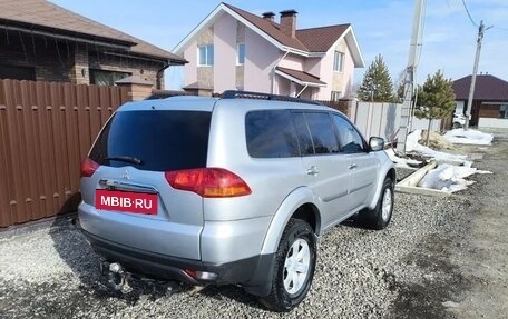Mitsubishi Pajero Sport II рестайлинг, 2014 год, 1 750 000 рублей, 6 фотография
