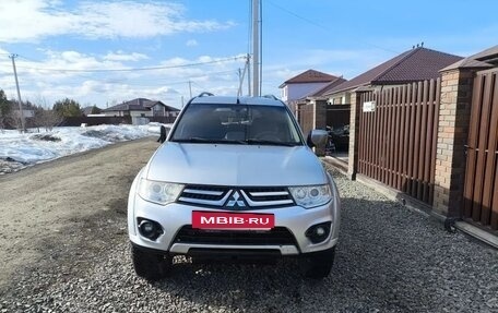 Mitsubishi Pajero Sport II рестайлинг, 2014 год, 1 750 000 рублей, 2 фотография