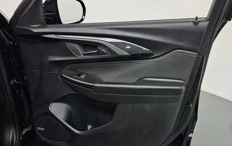 Chevrolet TrailBlazer, 2023 год, 2 326 000 рублей, 21 фотография