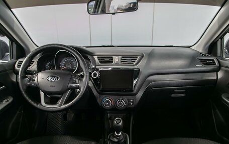 KIA Rio III рестайлинг, 2014 год, 990 000 рублей, 13 фотография