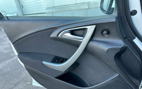Opel Astra J, 2013 год, 790 000 рублей, 18 фотография