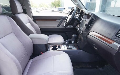 Mitsubishi Pajero IV, 2009 год, 1 763 000 рублей, 11 фотография