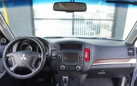 Mitsubishi Pajero IV, 2009 год, 1 763 000 рублей, 12 фотография