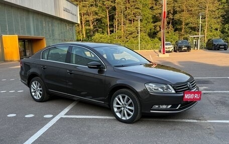 Volkswagen Passat B7, 2012 год, 980 000 рублей, 2 фотография