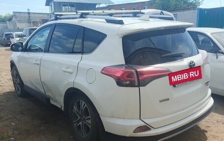 Toyota RAV4, 2019 год, 875 000 рублей, 4 фотография