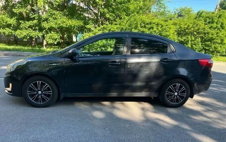 KIA Rio III рестайлинг, 2013 год, 450 000 рублей, 2 фотография
