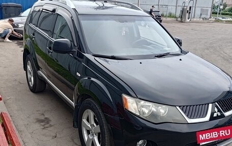 Mitsubishi Outlander III рестайлинг 3, 2008 год, 590 000 рублей, 3 фотография