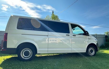 Volkswagen Transporter T6 рестайлинг, 2018 год, 2 550 000 рублей, 7 фотография
