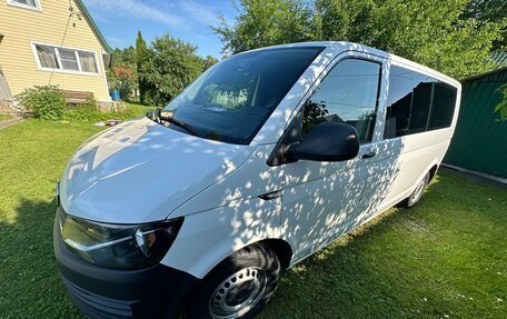 Volkswagen Transporter T6 рестайлинг, 2018 год, 2 550 000 рублей, 4 фотография