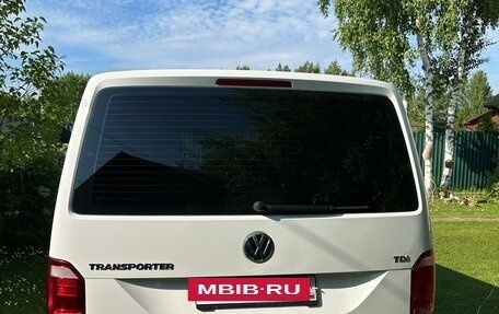 Volkswagen Transporter T6 рестайлинг, 2018 год, 2 550 000 рублей, 11 фотография