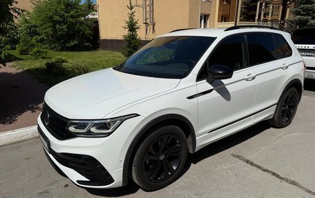 Volkswagen Tiguan II, 2021 год, 3 500 000 рублей, 4 фотография