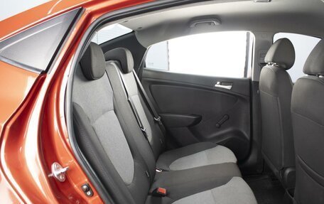 Hyundai Solaris II рестайлинг, 2011 год, 750 000 рублей, 6 фотография