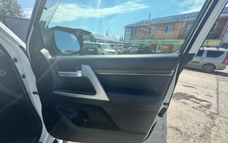 Toyota Land Cruiser 200, 2018 год, 7 600 000 рублей, 23 фотография