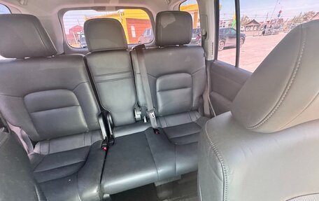 Toyota Land Cruiser 200, 2018 год, 7 600 000 рублей, 31 фотография