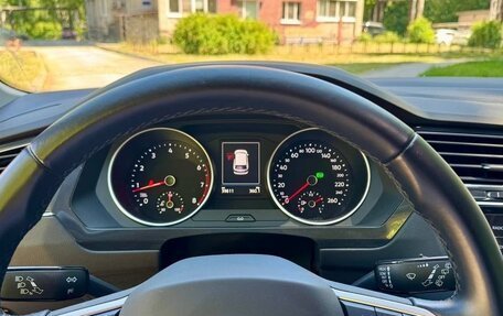 Volkswagen Tiguan II, 2021 год, 2 950 000 рублей, 7 фотография