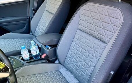 Volkswagen Tiguan II, 2021 год, 2 950 000 рублей, 12 фотография