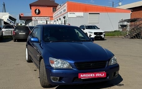 Toyota Altezza, 2001 год, 950 000 рублей, 2 фотография