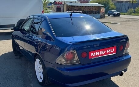 Toyota Altezza, 2001 год, 950 000 рублей, 5 фотография
