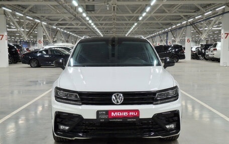 Volkswagen Tiguan II, 2019 год, 3 390 000 рублей, 2 фотография