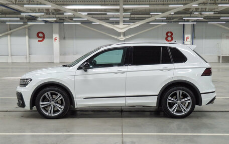 Volkswagen Tiguan II, 2019 год, 3 390 000 рублей, 10 фотография