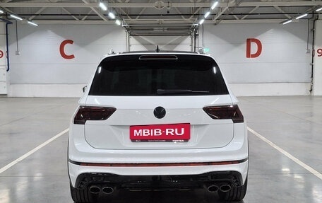Volkswagen Tiguan II, 2019 год, 3 390 000 рублей, 7 фотография
