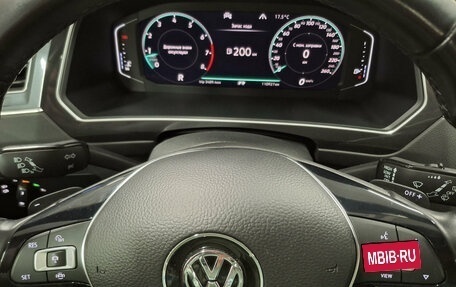 Volkswagen Tiguan II, 2019 год, 3 390 000 рублей, 29 фотография