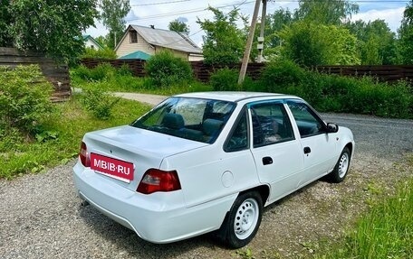 Daewoo Nexia I рестайлинг, 2011 год, 250 000 рублей, 5 фотография