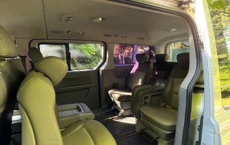 Hyundai Grand Starex Grand Starex I рестайлинг 2, 2008 год, 650 000 рублей, 10 фотография