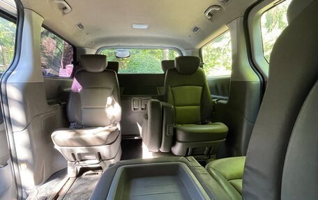Hyundai Grand Starex Grand Starex I рестайлинг 2, 2008 год, 650 000 рублей, 12 фотография