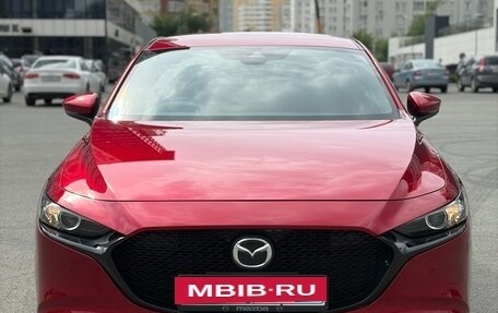 Mazda 3, 2021 год, 1 585 000 рублей, 2 фотография