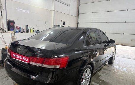 Hyundai Sonata VI, 2006 год, 599 999 рублей, 21 фотография