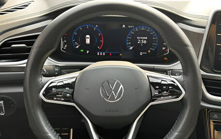 Volkswagen T-Roc I, 2022 год, 1 790 000 рублей, 18 фотография