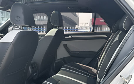 Volkswagen T-Roc I, 2022 год, 1 790 000 рублей, 20 фотография