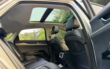 KIA K5, 2022 год, 2 250 004 рублей, 21 фотография