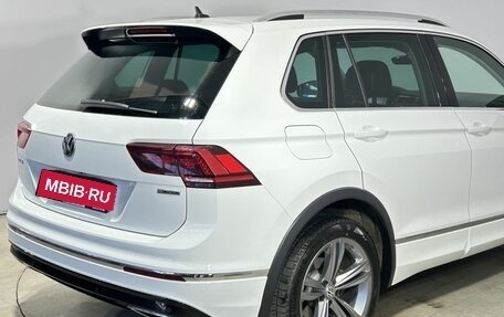Volkswagen Tiguan II, 2018 год, 2 980 000 рублей, 3 фотография