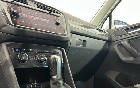 Volkswagen Tiguan II, 2018 год, 2 980 000 рублей, 23 фотография