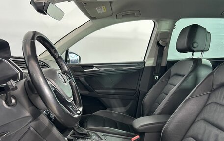 Volkswagen Tiguan II, 2018 год, 2 980 000 рублей, 26 фотография