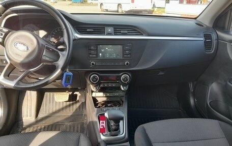 KIA Rio IV, 2021 год, 1 820 000 рублей, 4 фотография