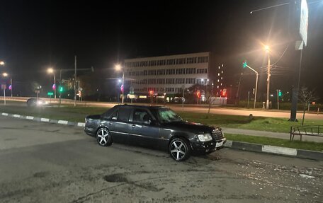 Mercedes-Benz E-Класс, 1994 год, 450 000 рублей, 6 фотография