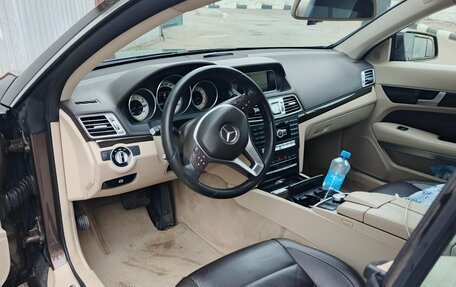 Mercedes-Benz E-Класс, 2014 год, 1 950 000 рублей, 10 фотография