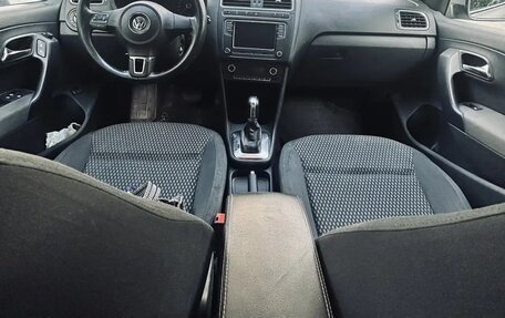 Volkswagen Polo VI (EU Market), 2012 год, 699 999 рублей, 2 фотография