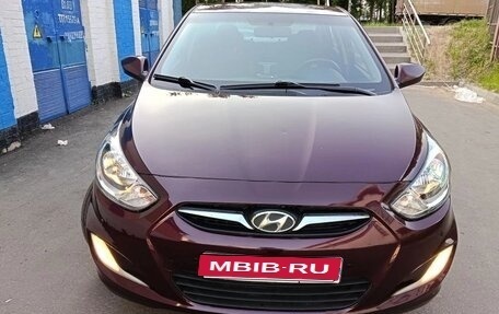 Hyundai Solaris II рестайлинг, 2012 год, 720 000 рублей, 1 фотография