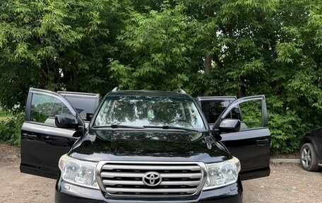 Toyota Land Cruiser 200, 2011 год, 3 499 000 рублей, 1 фотография