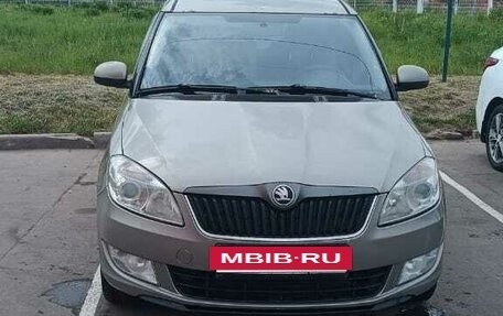 Skoda Roomster, 2013 год, 400 000 рублей, 3 фотография