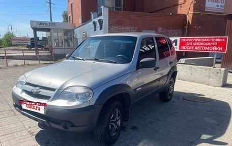 Chevrolet Niva I рестайлинг, 2013 год, 320 000 рублей, 2 фотография