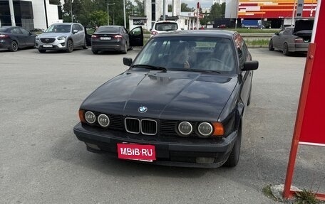 BMW 5 серия, 1993 год, 700 000 рублей, 2 фотография