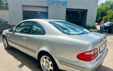 Mercedes-Benz CLK-Класс, 1997 год, 1 700 000 рублей, 2 фотография