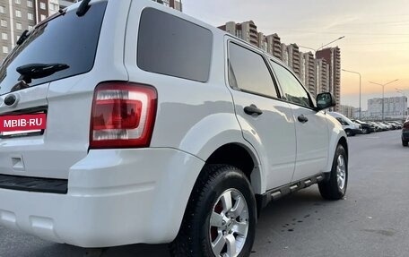 Ford Escape II, 2010 год, 760 000 рублей, 3 фотография